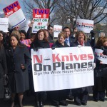 TSA retains knife ban for airline security